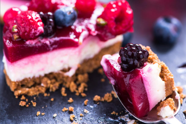 Rezept Beeren-Mascarpone-Torte kalorienarm, Beerentorte, Mascarponetorte, Himbeertorte, Brobeertorte, Waldbeertorte, zuckerfrei