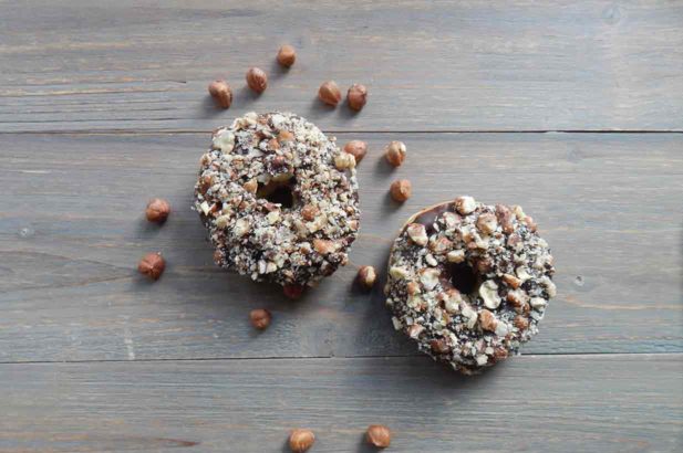 Vollwertige Donuts mit Birkenzucker