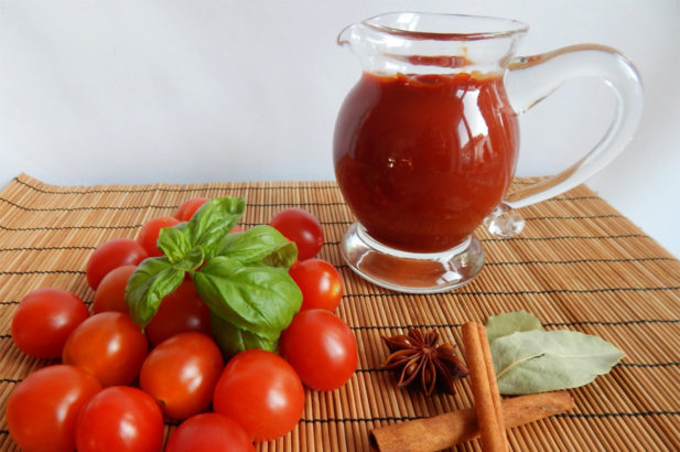 Würziges Tomatenketchup Rezept Würziges Tomatenketchup mit Birkenzucker