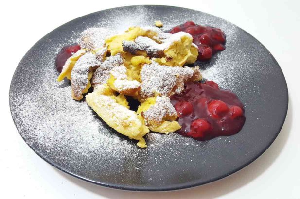Rezept Kaiserschmarrn rote Grütze mit Xylit