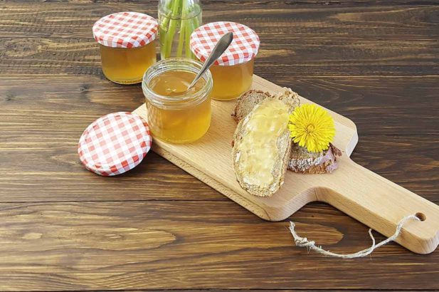 Rezept Löwenzahnblütenhonig mit Birkenzucker