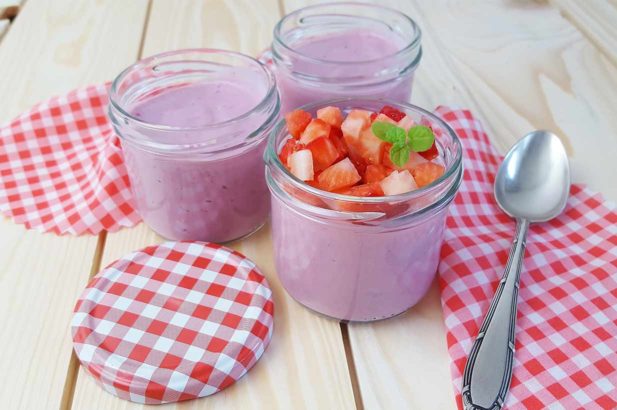 Creme mit Erdbeeren, zuckerfrei, ohne Zucker, Erdbeerdessert