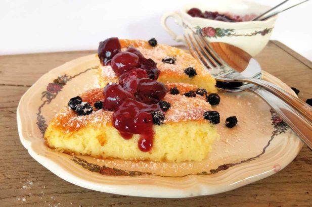 Auflauf mit Grieß, Süßer Auflauf, Grießauflauf mit Obst, Kirschauflauf, Grießspeise,, zuckerfrei, mit Xylit