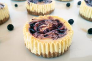 Blaubeermuffins, Käsekuchenmuffins, Heidelbeermufffins, Blueberry Cheesecake, Cheesecakemuffins, zuckerfrei, ohne Zucker, mit Xylit