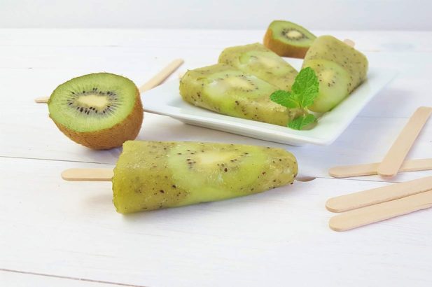 Kiwisorbet, Fruchteis, Fruchtsorbet, zuckerfrei, mit Xylit