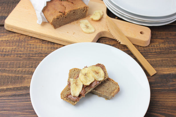 Veganer Bananenkuchen, Bananabread, Brot aus Bananen, zuckerfrei, ohne Zucker, mit Xylit