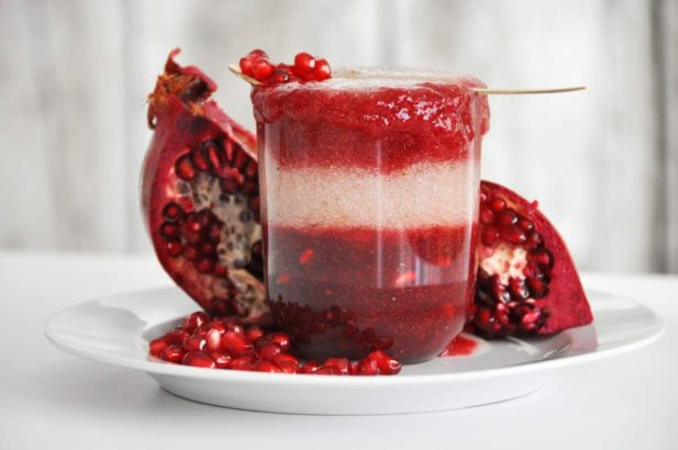 Ballaststoffreiches Frühstück, Flohsamenschalenpudding Granatapfelpudding, Ballaststoff Frühstück, Superfood Frühstück, vegan, zuckerfrei, ohne Zucker
