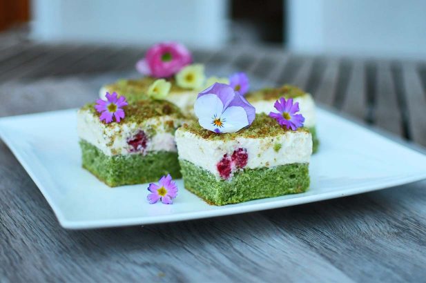 Spinatkuchen, Matchacake, Grüner Kuchen, Green Cake, zuckerfrei
