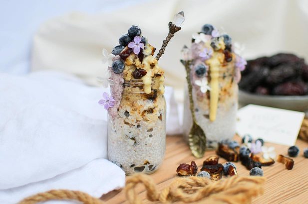 Dattelbrei, Zuckerfreier Porridge, Dattel Haferbrei, Datel Chia Pudding, Dattelfrühstück, Dattelspeise, zuckerfrei, ohne Zucker