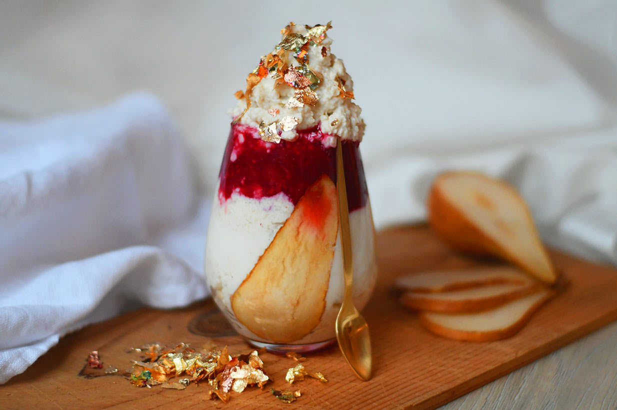 Birnen Dessert mit Erdbeermarmelade zuckerfrei - Birkengold