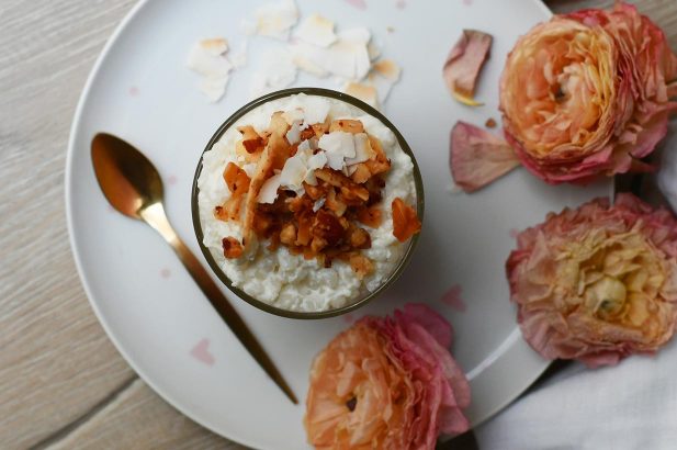 Shirataki Reis Frühstück, Frühstücksreis, kohlenhydratarmes Reisgericht