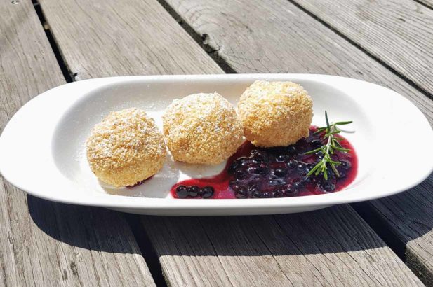 Topfenknödel zuckerfrei, Topfenknödel ohne Zucker, Topfenknödel mit Xylit, Topfenknödel mit Birkenzucker