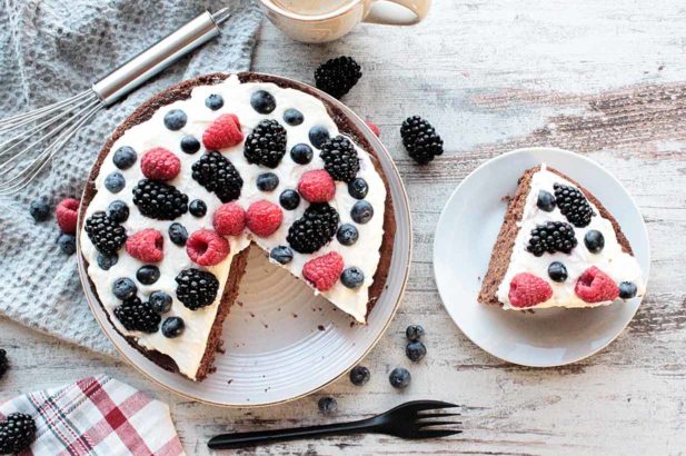 Haselnusstorte zuckerfrei, Haselnusstorte ohne Zucker, Haselnusstorte low-carb, Zuckerfreie Haselnusstorte, Birkenzucker Torte mit Haselnuss