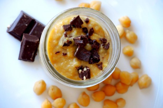 Kichererbsen-Dessert vegan, Kichererbsencreme zuckerfrei, Chickpea Mousse vegan, Cookie Dough zum Löffeln