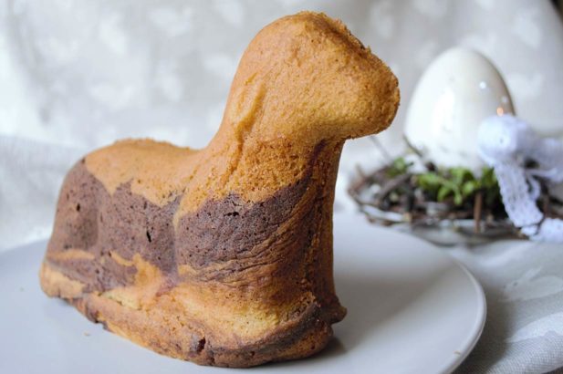Marmoriertes Osterlamm ohne Zucker, Zuckerfreies Osterlamm, Gesundes Osterlamm mit Schoko, Schoko Osterlamm ohne Zucker, Schoko Osterlamm zuckerfrei, Zuckerfreies Osterlamm backen