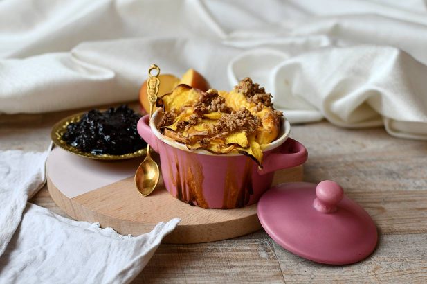 Pfirsich Crumble zuckerfrei, Streuselkuchen zuckerfrei mit Pfirsich, Pfirsich Streuselkuchen mit Xylit, Pfirsich Streuselkuchen mit Birkenzucker