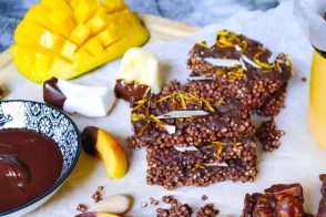 vegane Riegel, vegane Snacks selber machen, Quinoa Schoko Riegel, veganer Schokoriegel, Schoko Orangen Riegel, Knusperriegel, Qunioa Snack, gepoppter Quinoa Snack