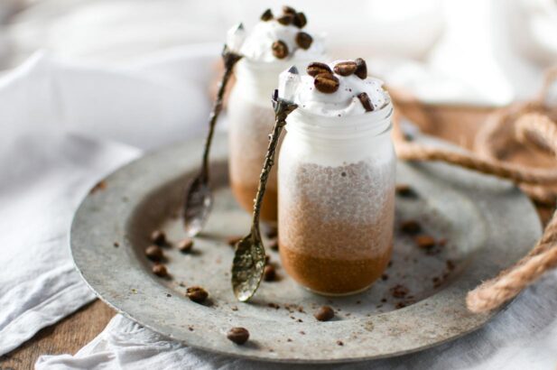 Chiapudding, Chia Pudding mit Mandelmilch, Kaffee Pudding, Chia mit Kaffee, Chia mit Mandelmilch, Chia Pudding zuckerfrei, Pudding vegan, Chia Pudding vegan