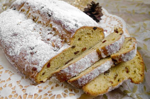 Veganer Weihnachtsstollen ohne Zucker - Weihnachtsrezepte - Birkengold